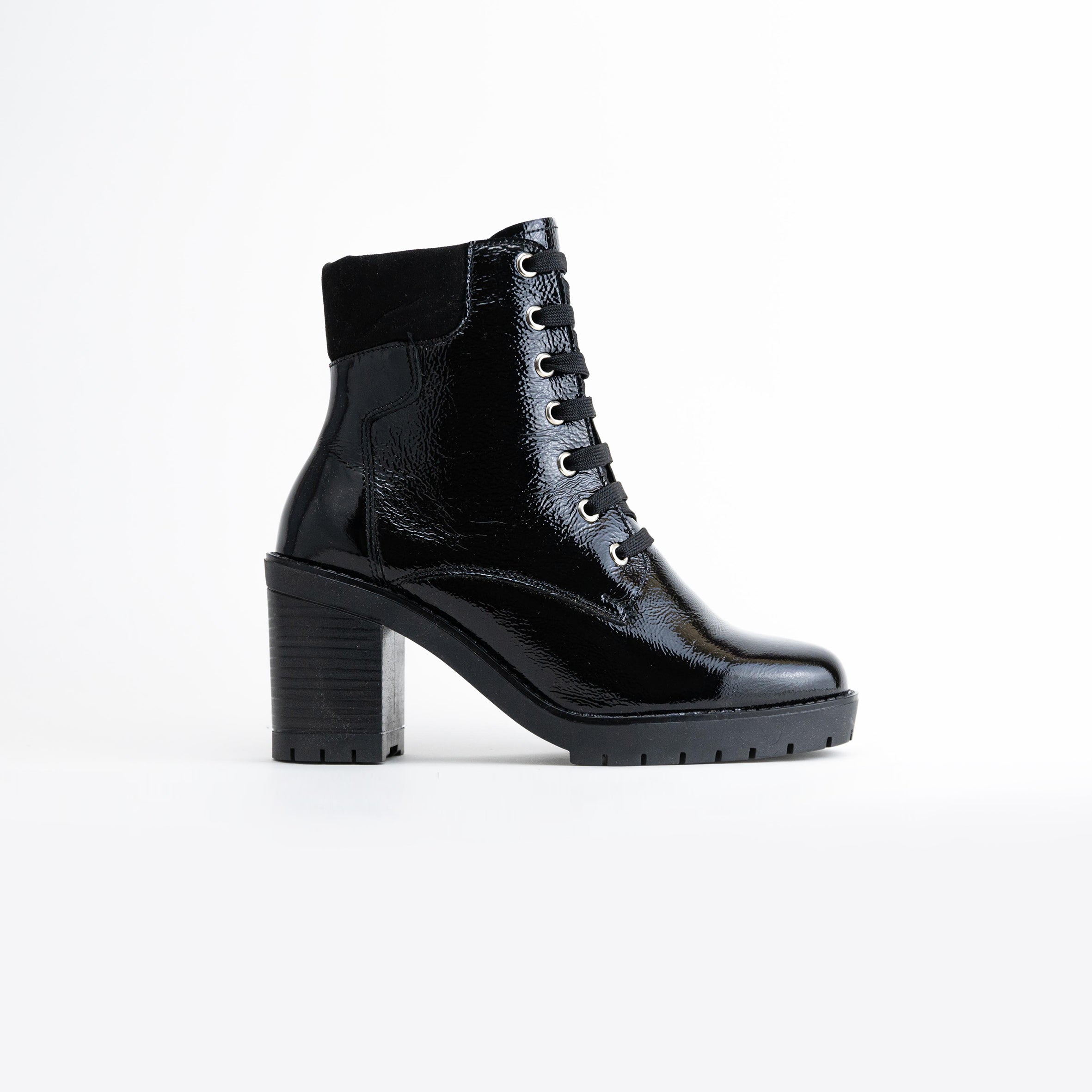 7502 Viena Black Leather Main image