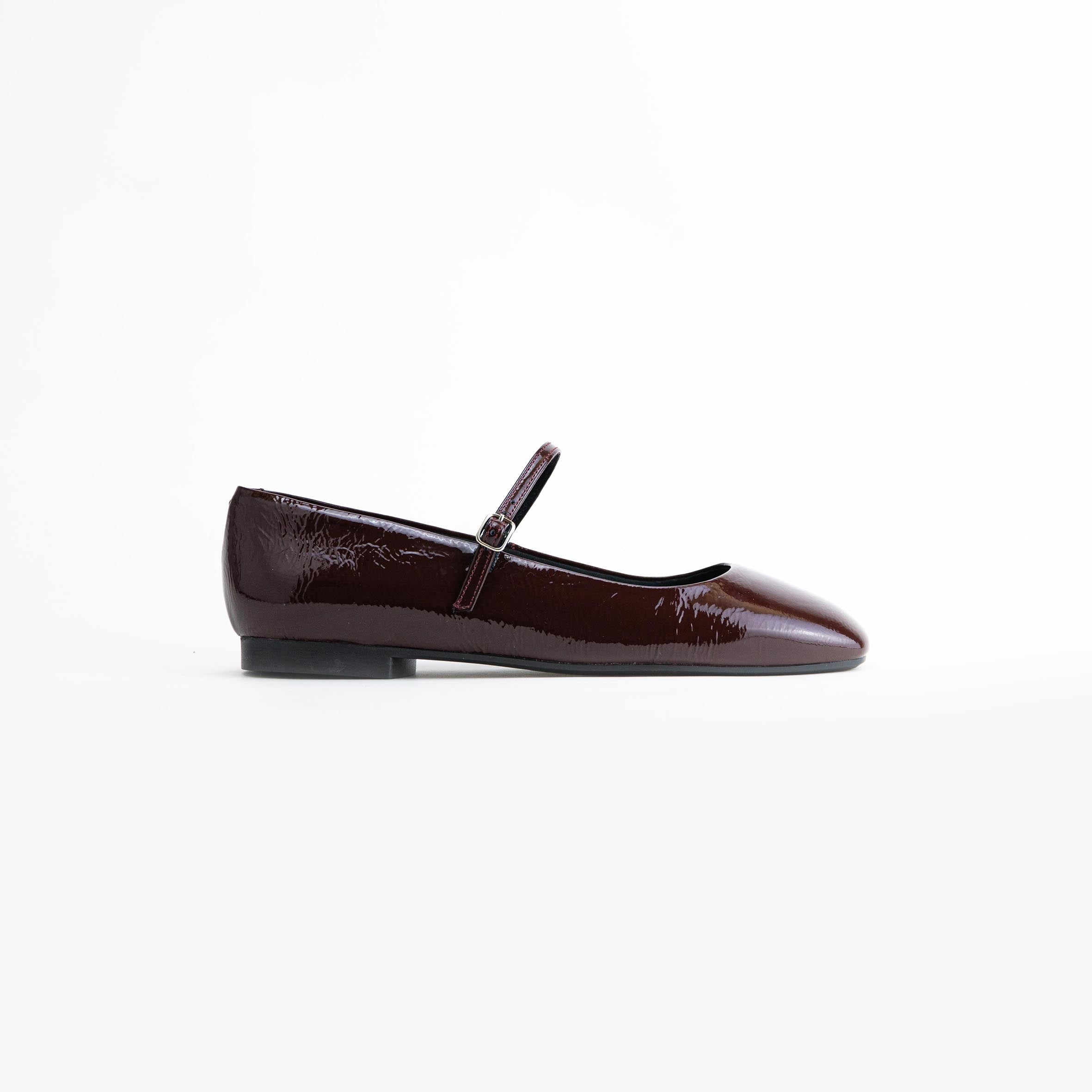 17007 Patent Wine Leather Main image