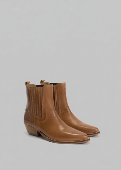 Leslie Leather Honey