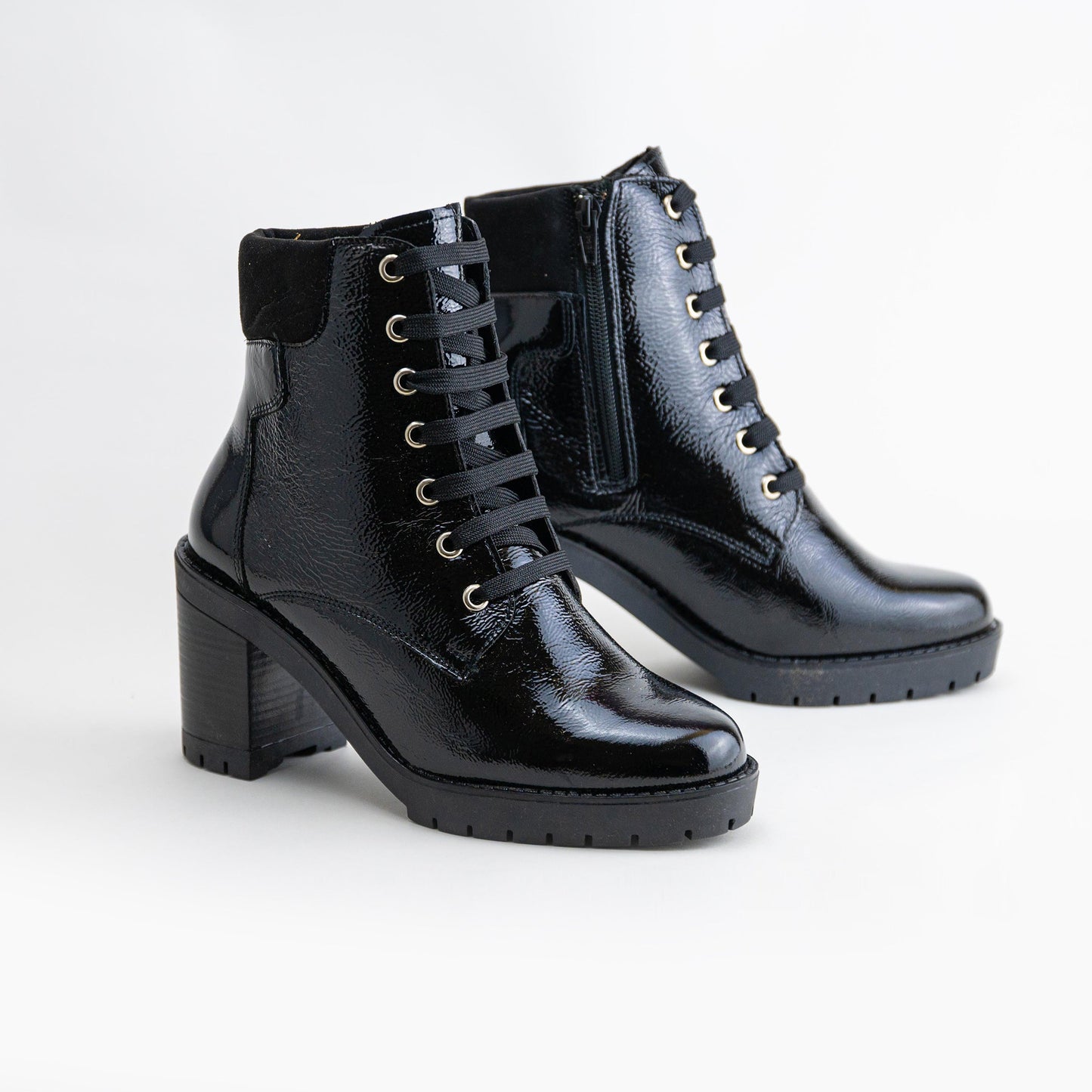 7502 Viena Black Leather