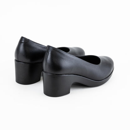 18202 Black Leather