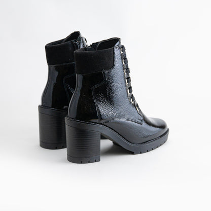 7502 Viena Black Leather