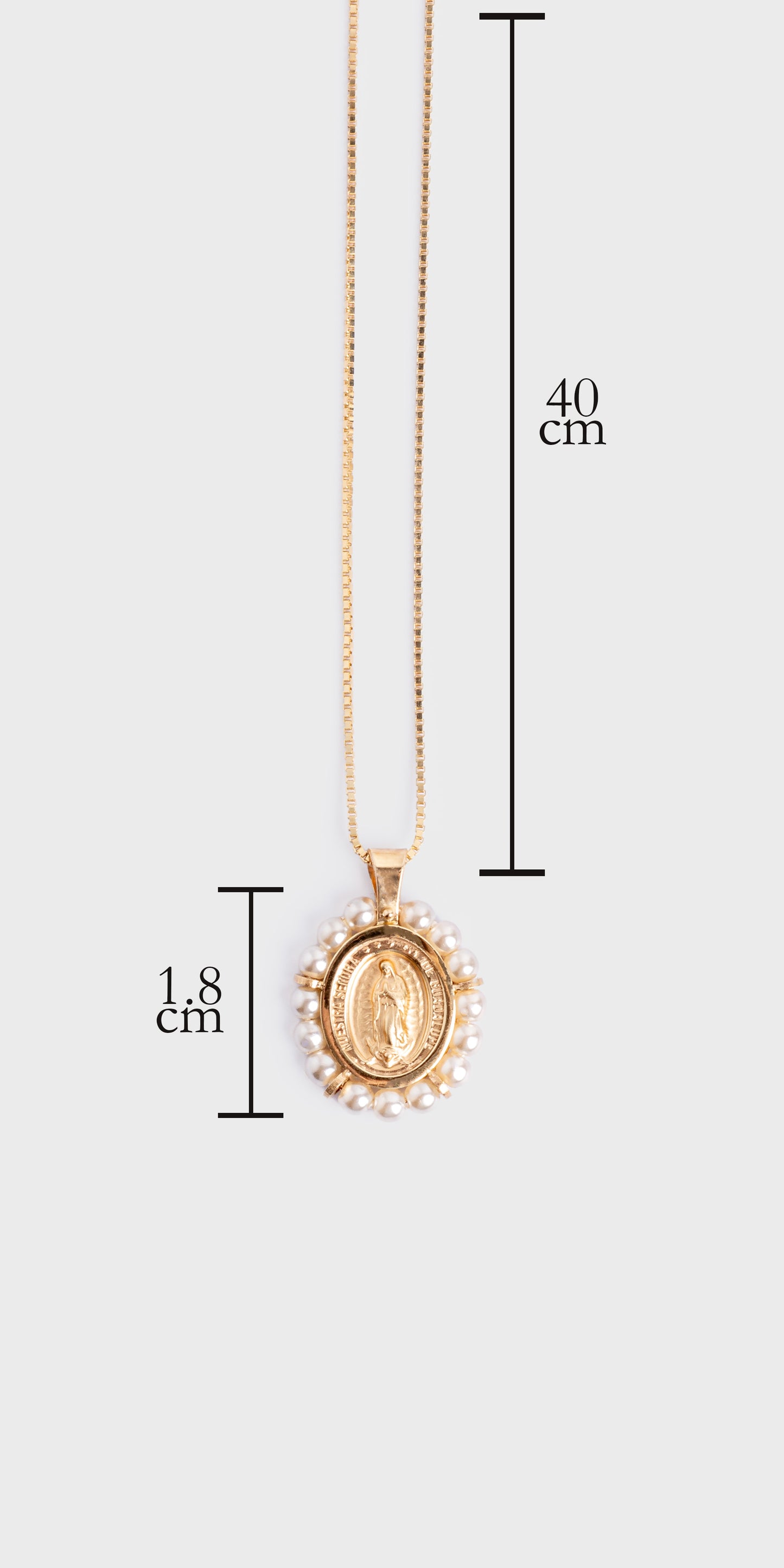 10K Gold Comunión / Baptismal Virgin Mary Necklace