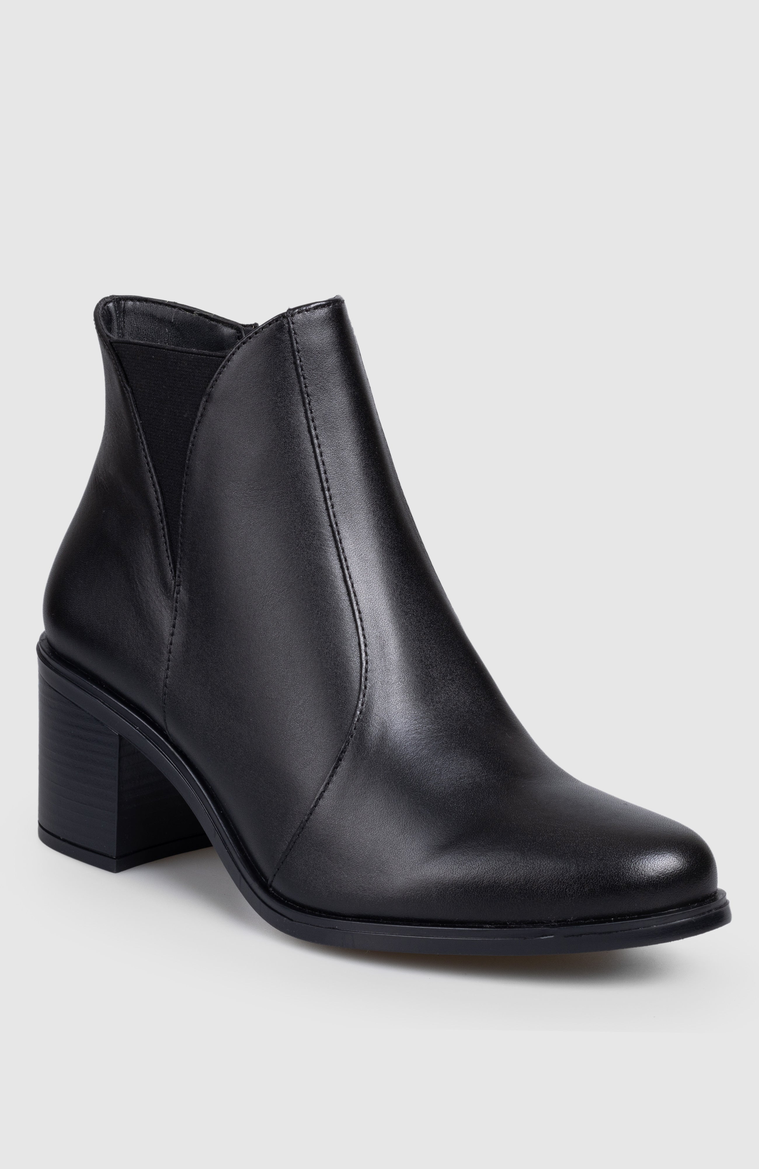 Alex "V" Bootie Main image