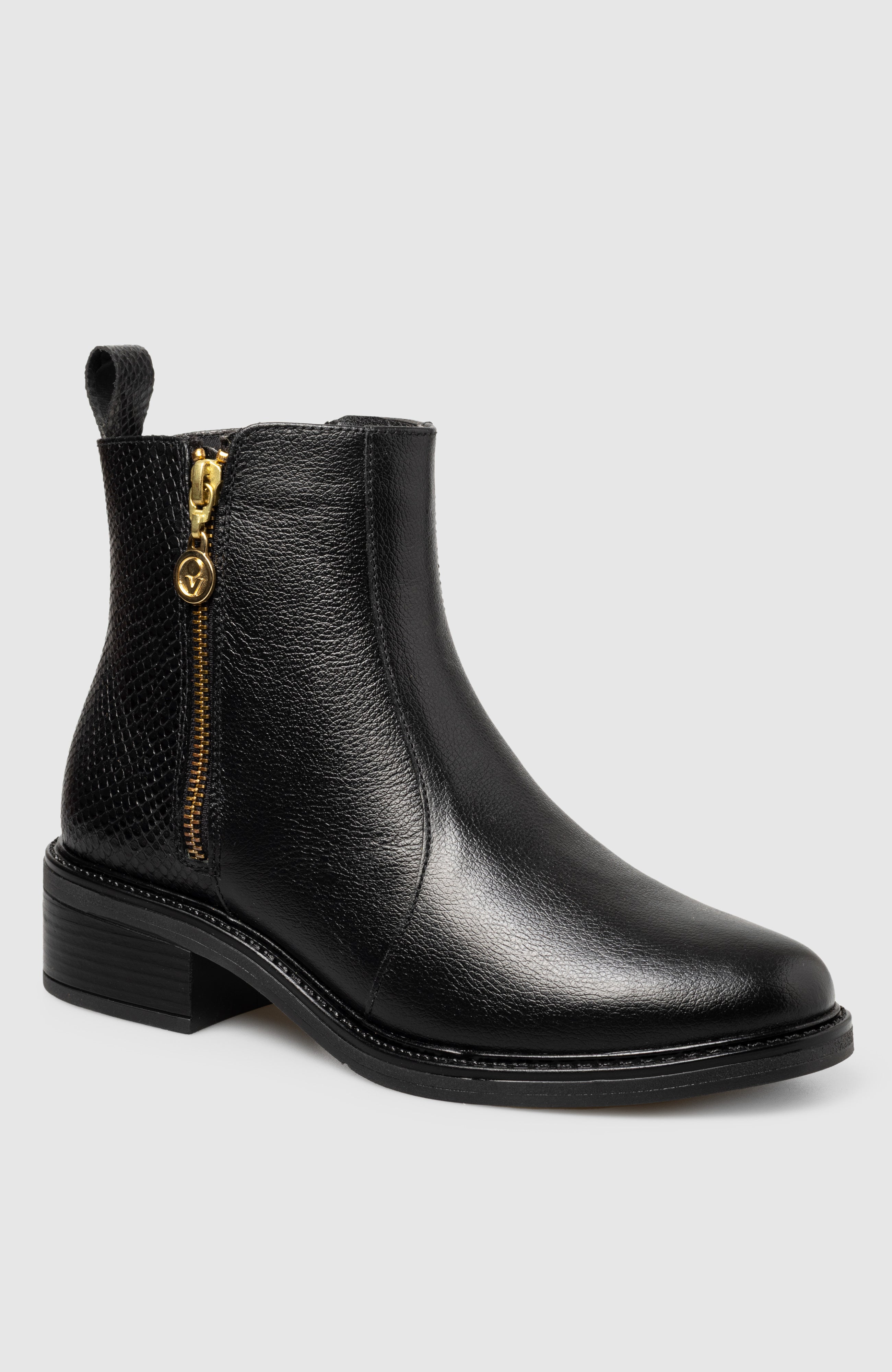 Lula Bootie Manela