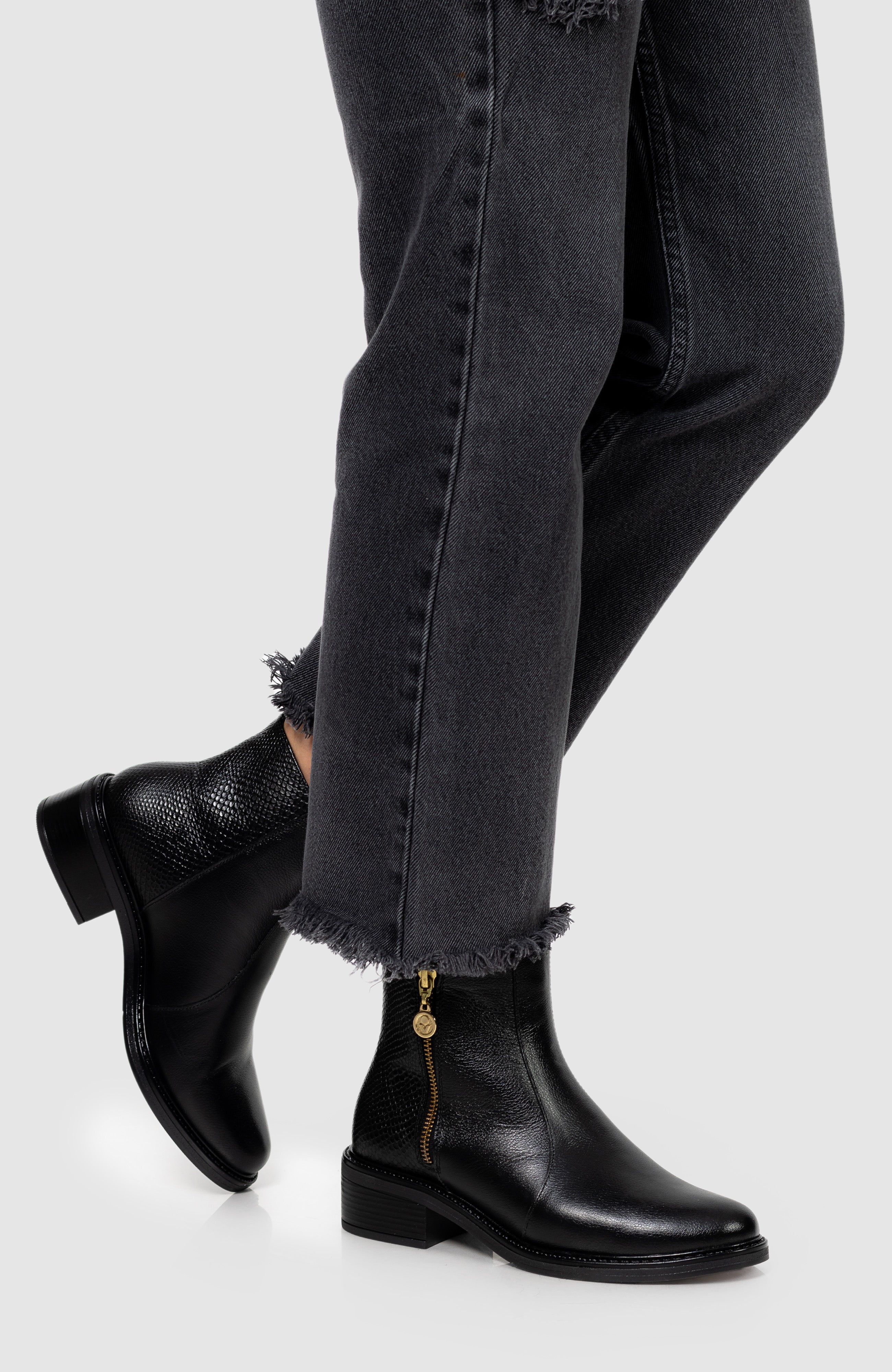 Lili Bootie Manela NA Secondary image