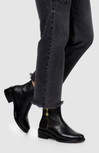 Lula Bootie Manela